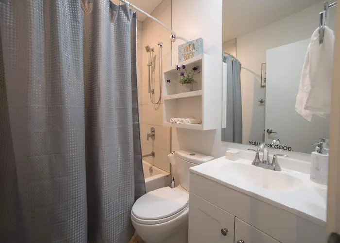 Large 4-bedroom Upscale W Rooftop Apartamento Chicago