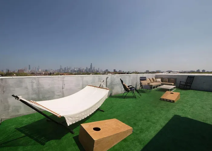 Apartamento Large 4-bedroom Upscale W Rooftop