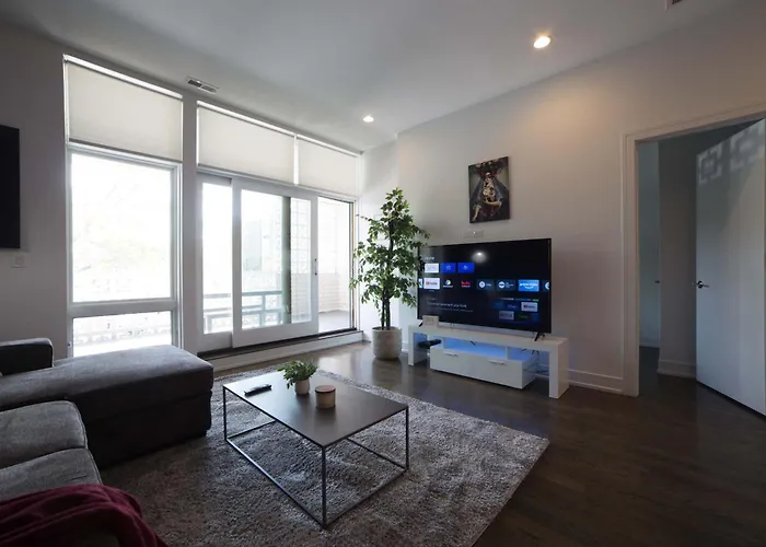 Apartamento Large 4-bedroom Upscale W Rooftop
